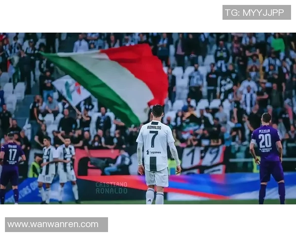 足球巨星风采：从梅西到C罗，探寻传奇球员背后的成功之路